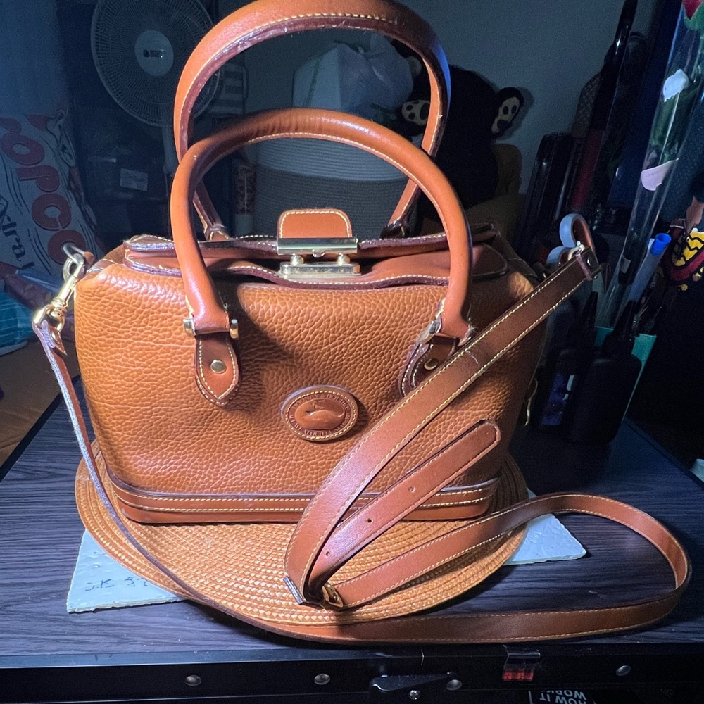 Vintage Dooney and Bourke Tan Leather Signature Doctor Satchel Bag